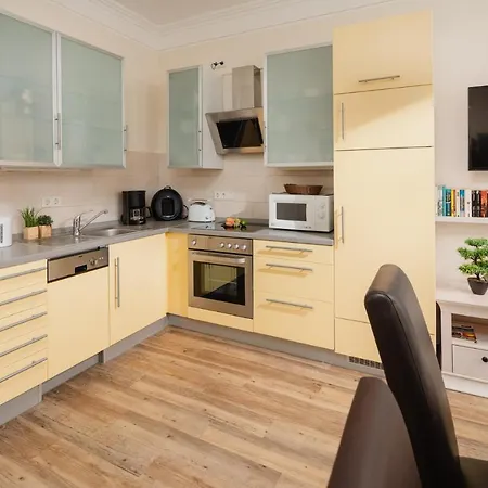 Appartement Stefanie 1 *
